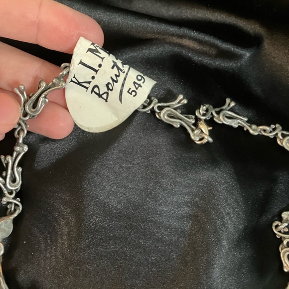 Designer Pewter Green Glass Artsy Whimsy Necklace - Picture 5 of 10